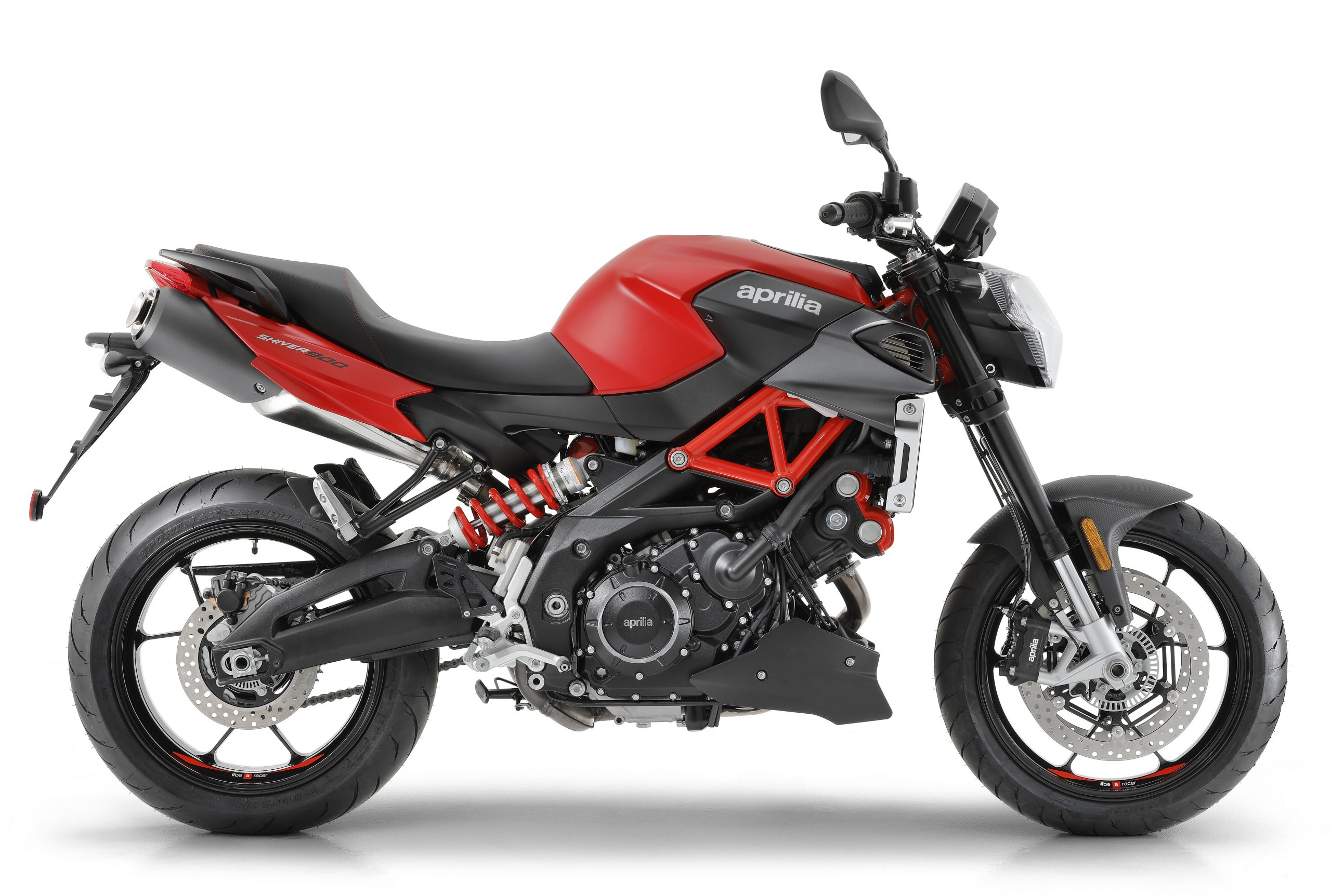 Moto Aprilia Shiver à 7399 ou Moto Dorsoduro 900 à 8299€ @ Aprilia